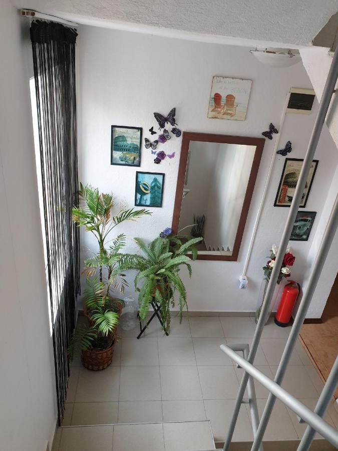 Guest House Taligarov Pomorie Exterior photo