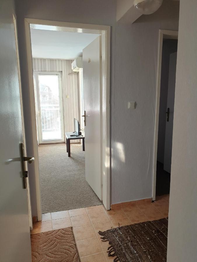 Guest House Taligarov Pomorie Exterior photo