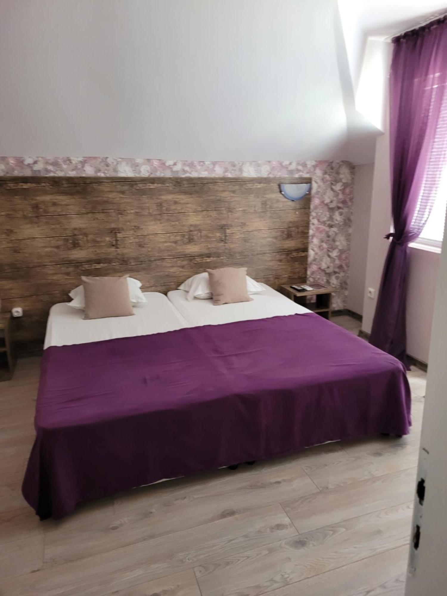 Guest House Taligarov Pomorie Exterior photo